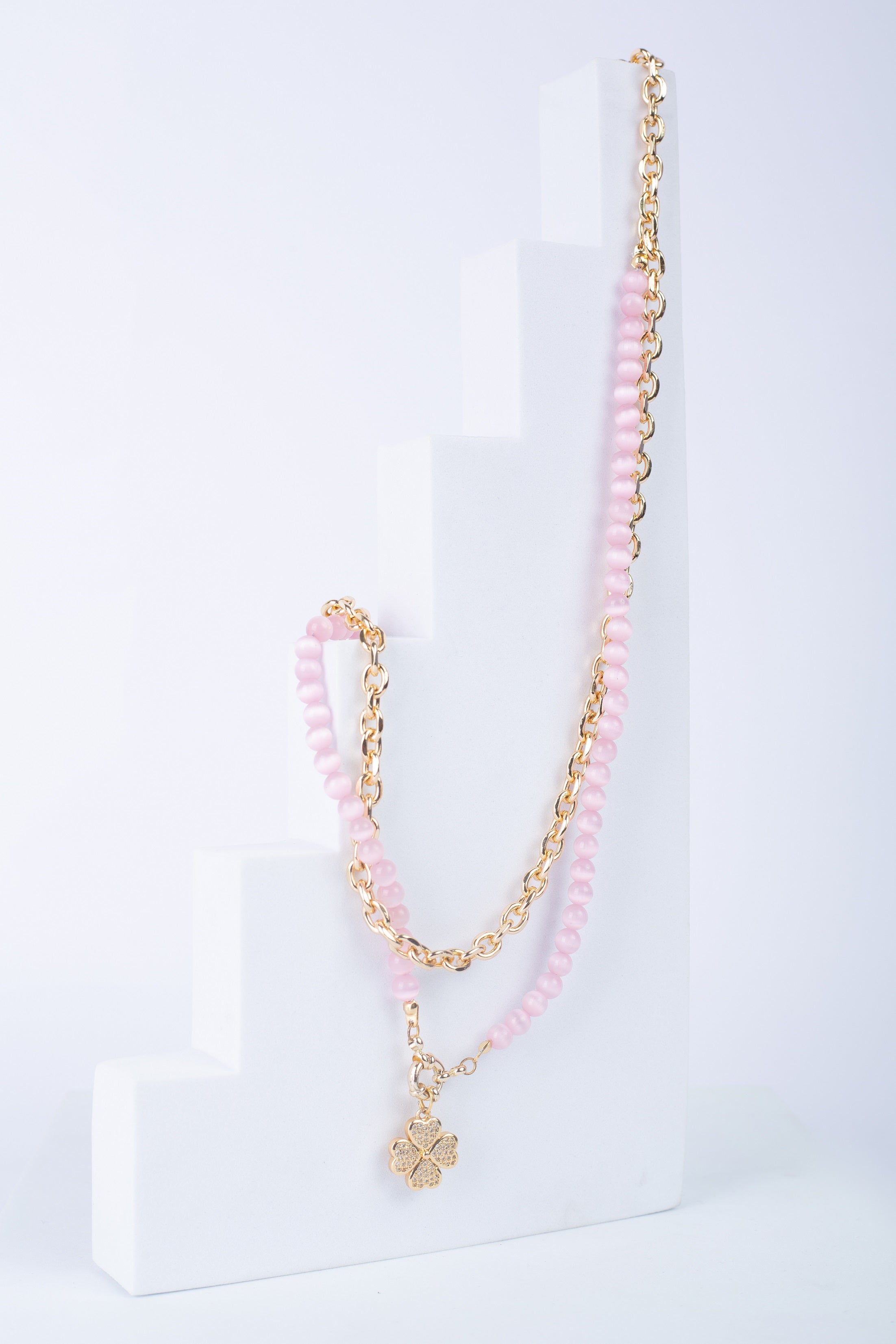 Bloom Necklace in Pink
