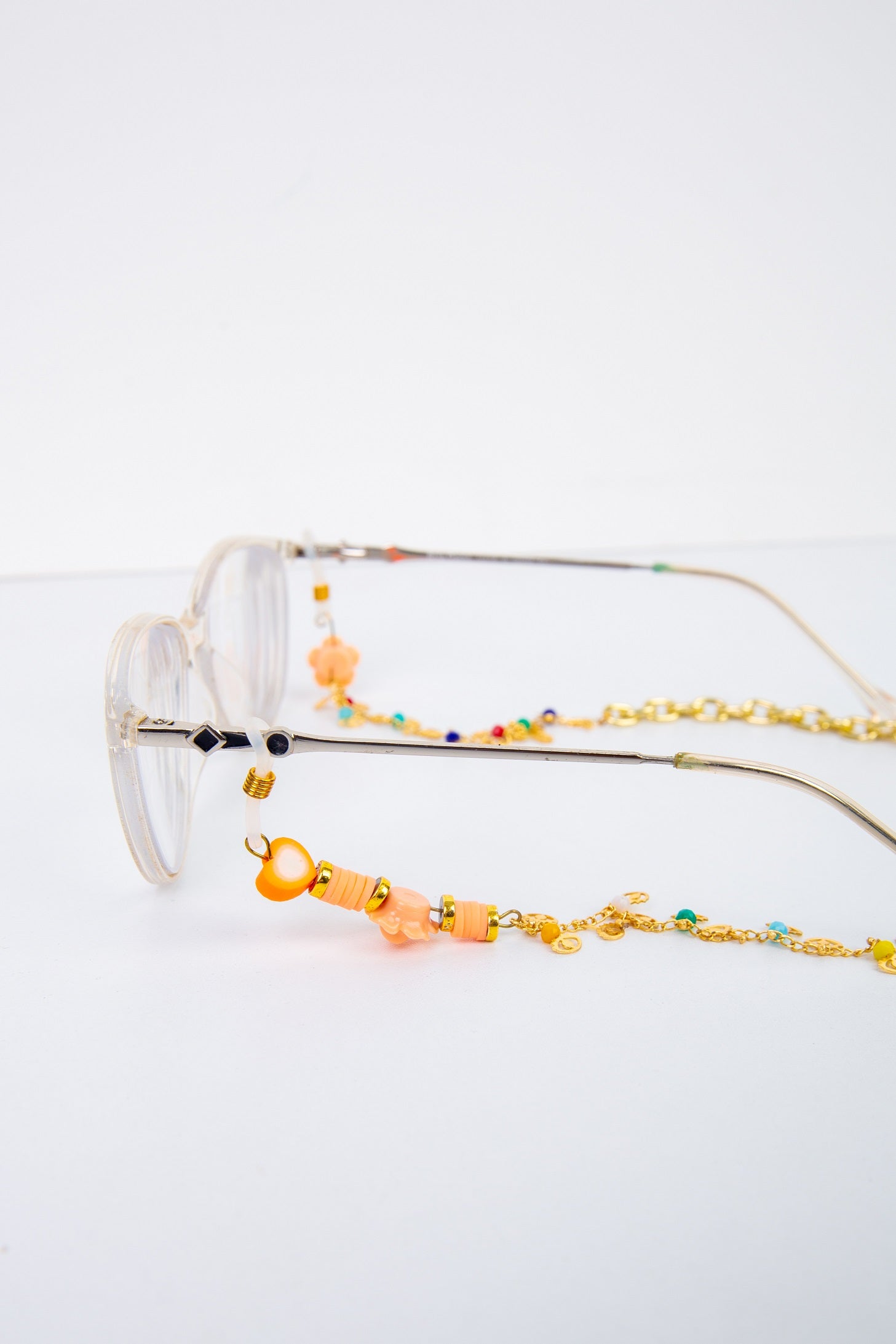 Stars Glasses chain in orange