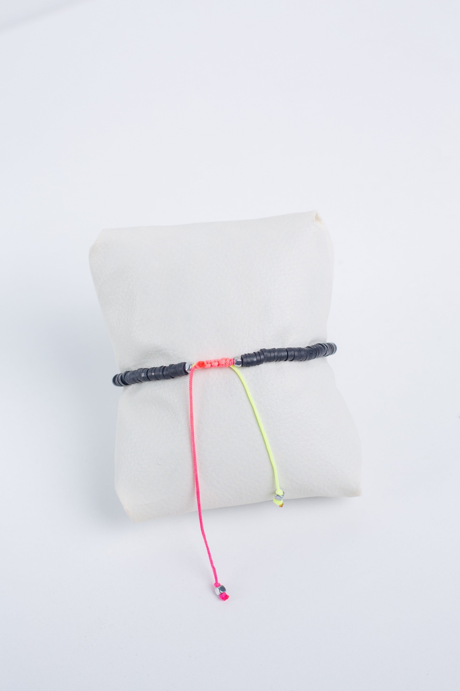 Daisy Ankelet 2 sections in  black