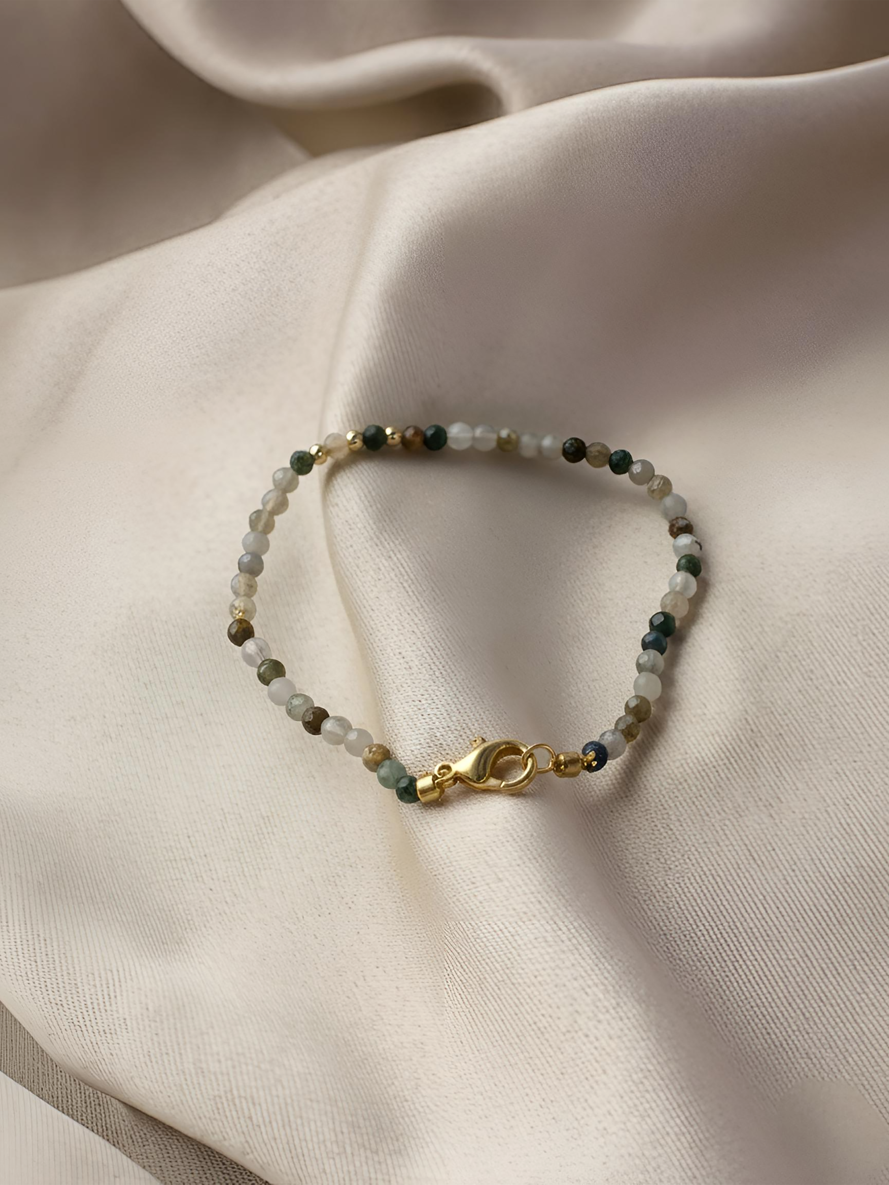 Lamees Single Layer Bracelet