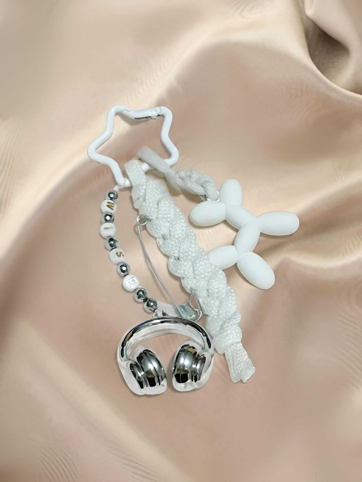 WISE Bag Charm in White and Silver